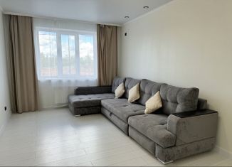 Продается 2-ком. квартира, 57.1 м2, Оренбург, улица Братьев Хусаиновых, 8
