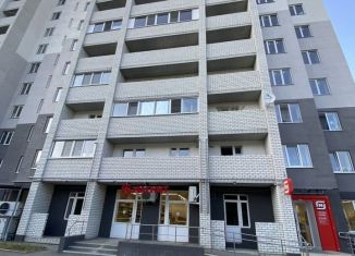 Продаю 2-ком. квартиру, 57.4 м2, Саратов, улица имени Юрия Чернышова, 22
