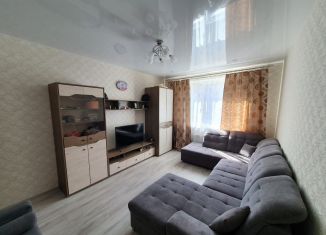 Сдается в аренду многокомнатная квартира, 40 м2, Калининград, Елизаветинская улица, 5