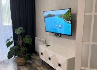 1-ком. квартира на продажу, 36 м2, Каменск-Шахтинский, Ученическая улица, 1