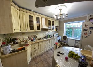 Сдается в аренду дом, 100 м2, Махачкала, улица Абу-Муслима Атаева, 31