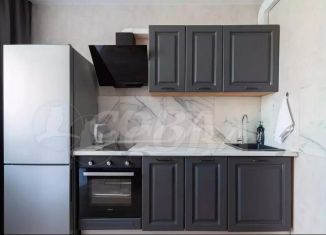 Продается двухкомнатная квартира, 44 м2, Тюмень, улица Газовиков, 53