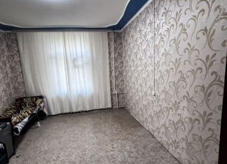Продается 2-ком. квартира, 53.5 м2, Златоуст, улица Карла Маркса, 8