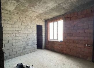 Продаю 1-комнатную квартиру, 55 м2, Махачкала, проспект Насрутдинова, 168