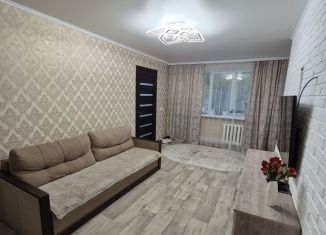 Продается двухкомнатная квартира, 42.1 м2, Октябрьский, Комсомольская улица, 23