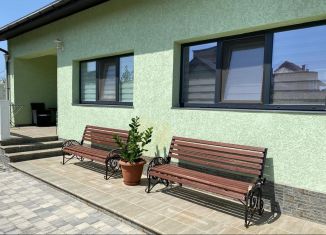 Дом в аренду, 50 м2, поселок городского типа Заозерное, Молодёжная улица, 21