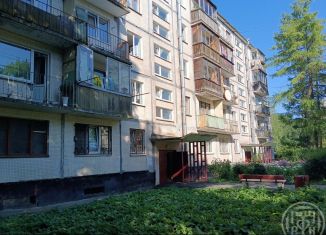 Продаю 1-комнатную квартиру, 30 м2, Санкт-Петербург, Нарвская улица, 8к1