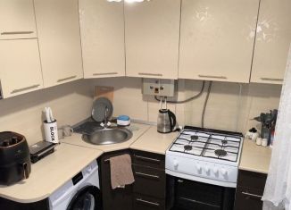 Продам двухкомнатную квартиру, 400.8 м2, Шадринск, улица Свердлова, 87