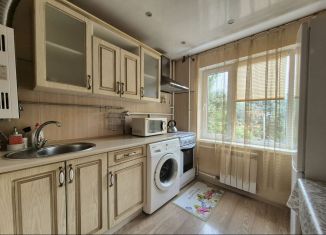 Сдам 1-комнатную квартиру, 35 м2, Краснодар, улица Гагарина, 87