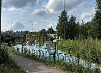 Продам трехкомнатную квартиру, 61.7 м2, Выборг, улица Кировские Дачи, 3А