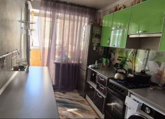 Продается двухкомнатная квартира, 42 м2, Татарстан, улица Романтиков, 64