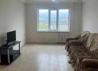 Четырехкомнатная квартира на продажу, 80 м2, Грозный, улица А.А. Айдамирова, 133к6, микрорайон Ипподромный