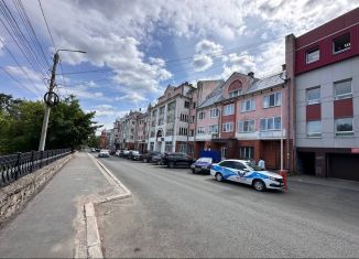 Помещение свободного назначения на продажу, 178.4 м2, Киров, улица Альберта Лиханова, 60