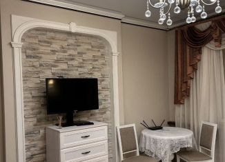 Сдается в аренду 1-комнатная квартира, 35 м2, Калининград, Минусинская улица, 24