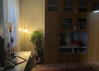 Сдам в аренду 1-комнатную квартиру, 42 м2, Санкт-Петербург, 15-я линия Васильевского острова, 86Б