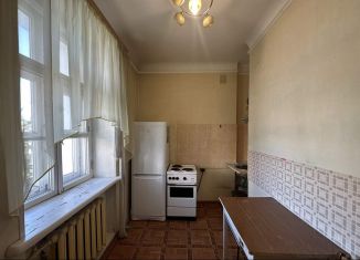 Продажа трехкомнатной квартиры, 75.9 м2, Магадан, Портовая улица, 5