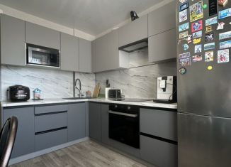 Продам 3-ком. квартиру, 59.6 м2, Киров, Казанская улица, 9