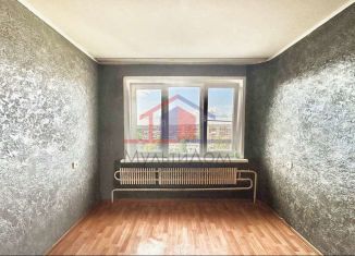 Комната на продажу, 15 м2, Старый Оскол, микрорайон Молодогвардеец, 2