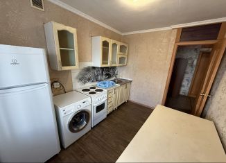 Однокомнатная квартира в аренду, 35 м2, Абакан, Советская улица, 113