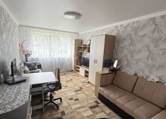 2-комнатная квартира на продажу, 47 м2, Магнитогорск, улица Доменщиков, 25