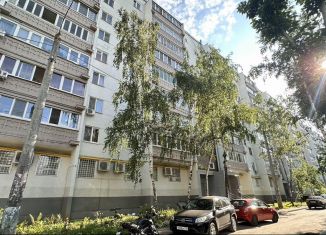 Продается 2-комнатная квартира, 55 м2, Татарстан, проспект Ямашева, 76