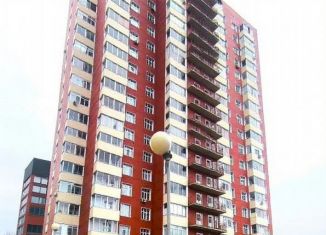 Двухкомнатная квартира на продажу, 61 м2, Коми, улица Клары Цеткин, 2