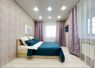 Сдаю в аренду 1-комнатную квартиру, 46 м2, Орёл, 3-я Курская улица, 25, Железнодорожный район