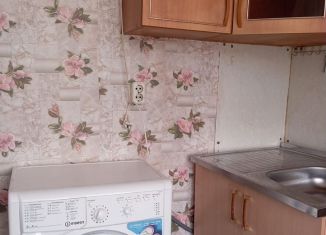 Сдам в аренду двухкомнатную квартиру, 45 м2, Азов, Московская улица, 59