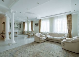 Продаю 4-ком. квартиру, 141.2 м2, Пермь, Екатерининская улица, 87