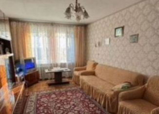Продам 3-комнатную квартиру, 60 м2, Армавир, Азовская улица, 12
