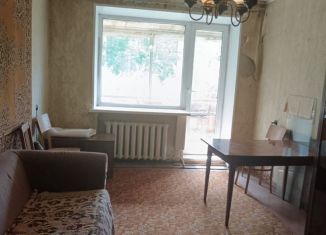 Продается 3-комнатная квартира, 63.9 м2, Сланцы, улица 1 Мая, 18