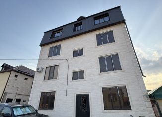 2-ком. квартира на продажу, 86 м2, посёлок городского типа Семендер, Ботлихская улица, 25