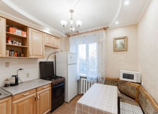 Продам 2-комнатную квартиру, 59.3 м2, Татарстан, улица Вишневского, 57