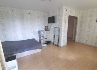 Продается однокомнатная квартира, 35.5 м2, Киров, улица Физкультурников, 2