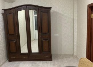 Продаю 3-ком. квартиру, 60 м2, Ростов-на-Дону, проспект Соколова, 21/19