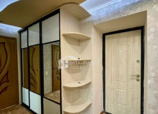 Продается двухкомнатная квартира, 50.2 м2, Армавир, улица Маркова, 349