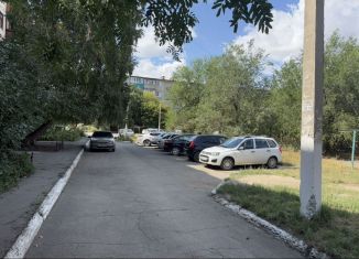 Продам двухкомнатную квартиру, 43.6 м2, Новотроицк, Комсомольский проспект, 38