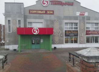 Продажа торговой площади, 869.7 м2, Татарстан, Советская улица, 187А