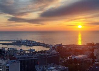 3-комнатная квартира в аренду, 99 м2, Сочи, Первомайская улица, микрорайон Центральный