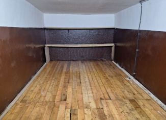 Продаю гараж, 18 м2, Тюмень, Октябрьская улица, 37