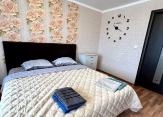 Сдача в аренду 3-ком. квартиры, 70 м2, Армавир, улица Ефремова, 11