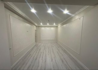 Продаю 2-комнатную квартиру, 70 м2, Магас, проспект Идриса Зязикова, 5Б