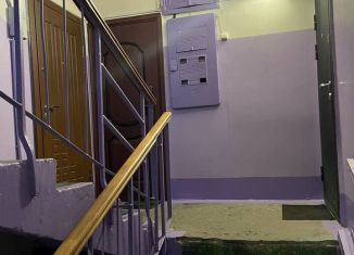 Продам 2-комнатную квартиру, 44 м2, Мурманск, улица Новое Плато, 19, Октябрьский округ