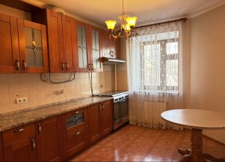 Продам 2-ком. квартиру, 70 м2, Татарстан, Залесная улица, 1Г