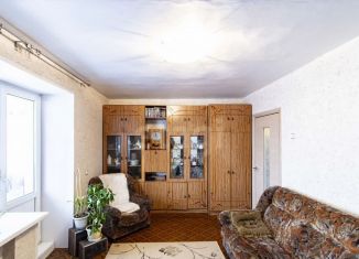 Продам 2-ком. квартиру, 44 м2, Тюмень, Тульская улица, 6