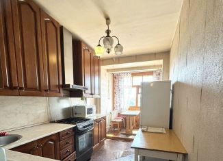 2-комнатная квартира в аренду, 52 м2, Бор, улица Максима Горького