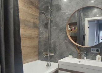 3-ком. квартира на продажу, 56.9 м2, Набережные Челны, проспект Сююмбике, 36