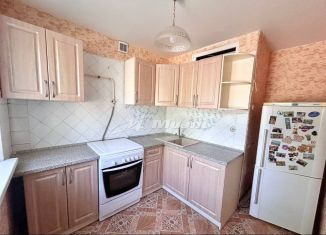 Продажа 3-ком. квартиры, 44.1 м2, Симферополь, улица 2-й Гвардейской Армии, 47