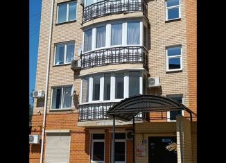 Сдача в аренду трехкомнатной квартиры, 130 м2, Оренбург, Ленинская улица, 53, Ленинский район