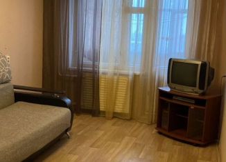 Сдаю в аренду 1-ком. квартиру, 33 м2, Курган, 3-й микрорайон, 13